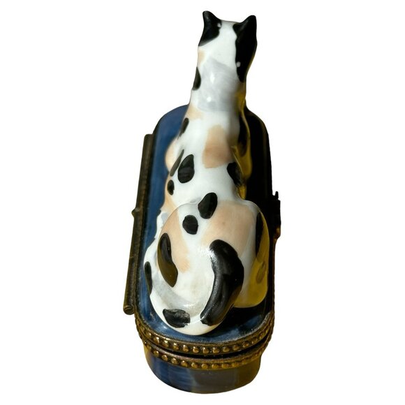 Rare Perfection Limoges  “Reclining Dog” Trinket Box - Picture 6 of 9